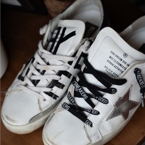 Golden Goose sneakers in great pre-loved condition! - Picture 2 of 8